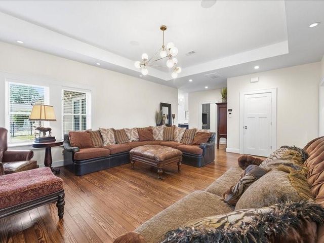 629 E 19th Street, Houston, TX 77008