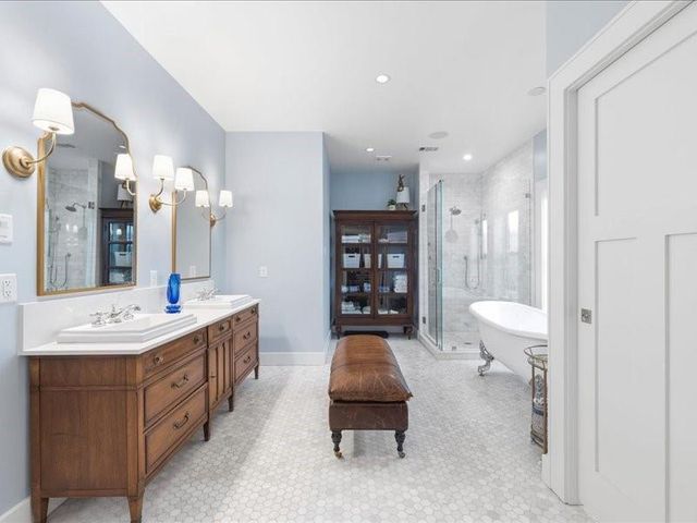 629 E 19th Street, Houston, TX 77008