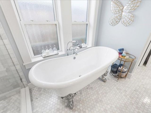 629 E 19th Street, Houston, TX 77008