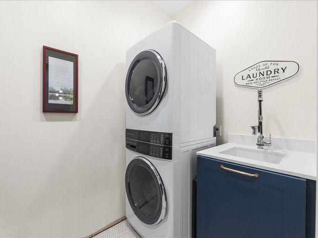 629 E 19th Street, Houston, TX 77008