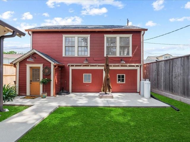629 E 19th Street, Houston, TX 77008