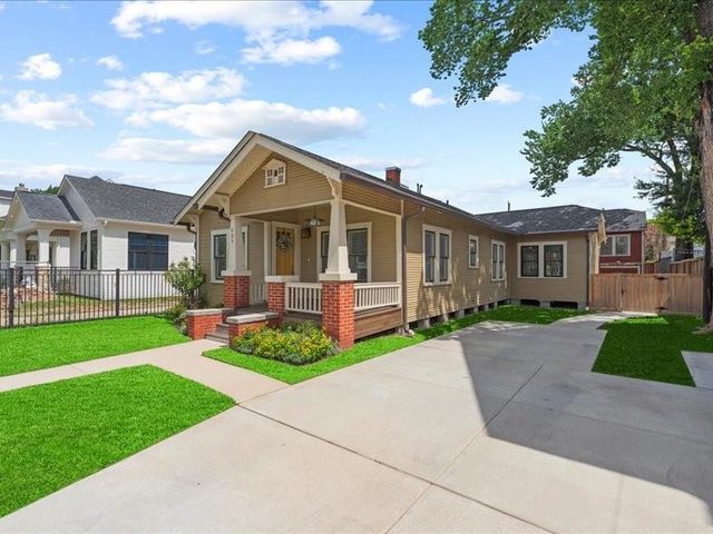 629 E 19th Street, Houston, TX 77008