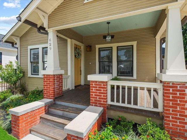 629 E 19th Street, Houston, TX 77008