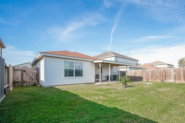 7554 Appleberry Drive, Cypress, TX 77433