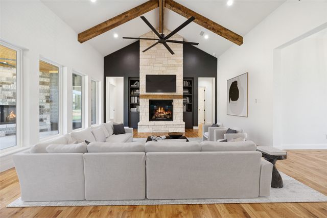 2008 Vaquero Drive, Weatherford, TX 76088