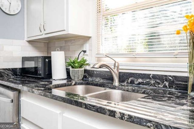 3222 Jamaica Road NW, Atlanta, GA 30318