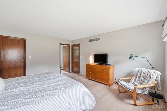 10146 Cliffwood Court, West Chester, OH 45241