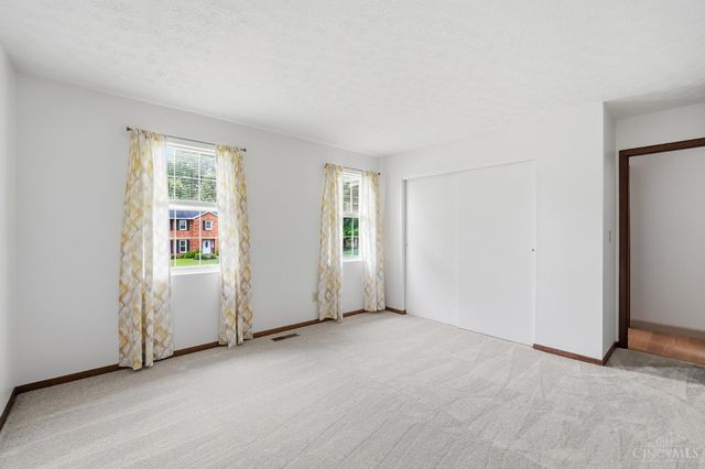 10146 Cliffwood Court, West Chester, OH 45241