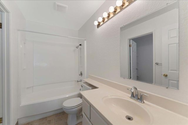 2004 La Terrace Circle, San Jose, CA 95123
