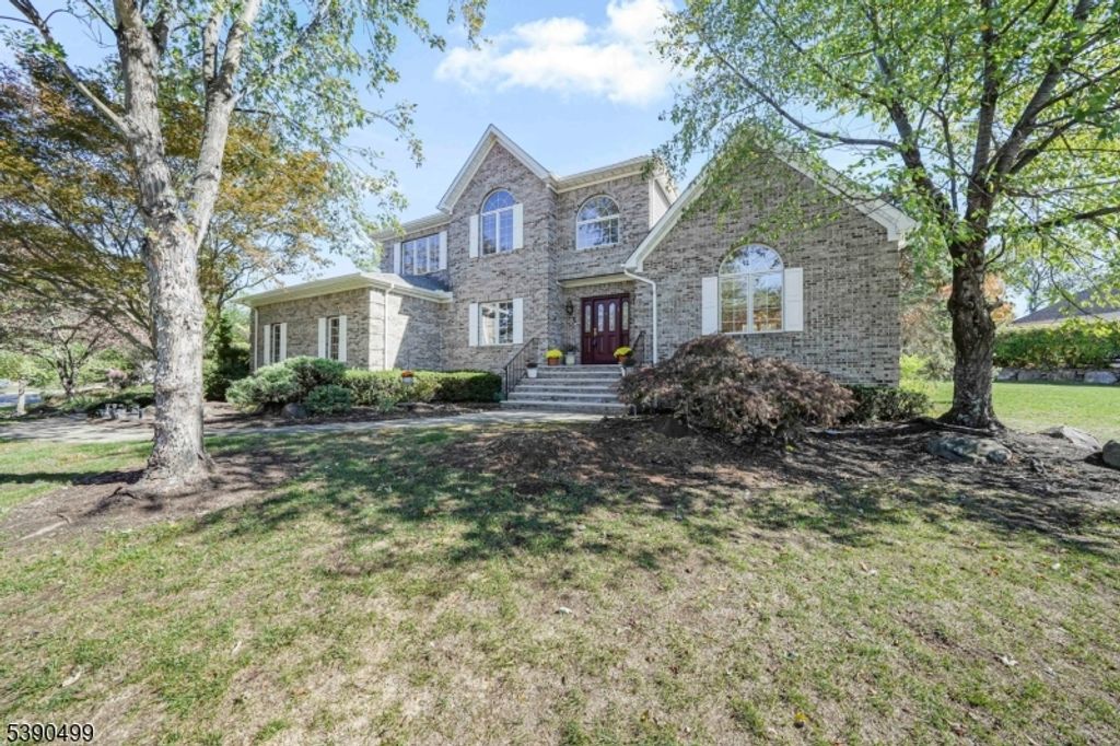 11 Jarombek Drive, Montville Twp., NJ 07082