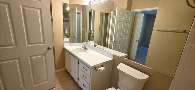 5618 PINNACLE HEIGHTS CIRCLE 211, Tampa, FL 33624