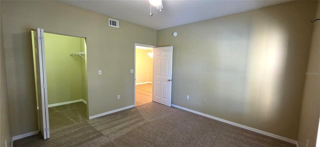 5618 PINNACLE HEIGHTS CIRCLE 211, Tampa, FL 33624