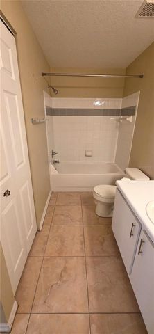 5618 PINNACLE HEIGHTS CIRCLE 211, Tampa, FL 33624