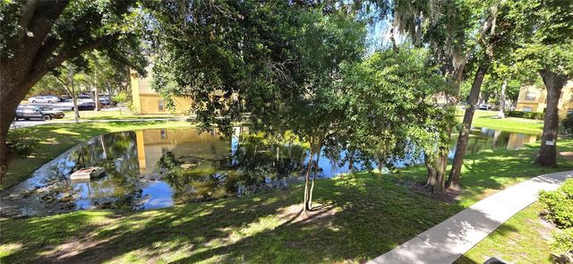 5618 PINNACLE HEIGHTS CIRCLE 211, Tampa, FL 33624