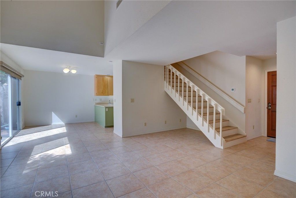 Image 6 of property listing at 450 Avenida De Socios 5, Nipomo, CA 93444