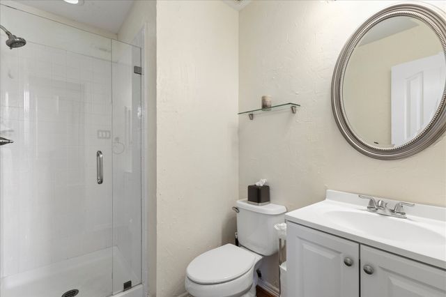 8801 Watersway Drive, Rowlett, TX 75088