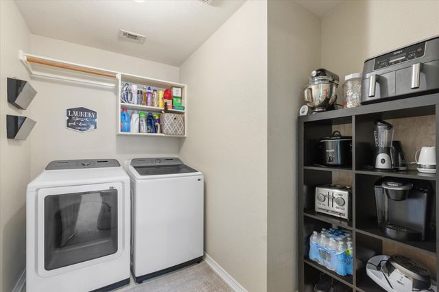 8801 Watersway Drive, Rowlett, TX 75088