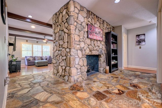18 Shipmaster Court, Lake Wylie, SC 29710