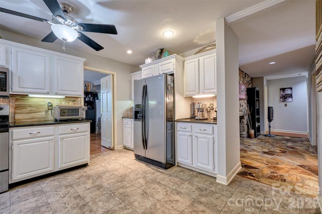 18 Shipmaster Court, Lake Wylie, SC 29710