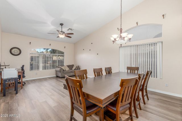 278 E SAGEBRUSH Street, Gilbert, AZ 85296