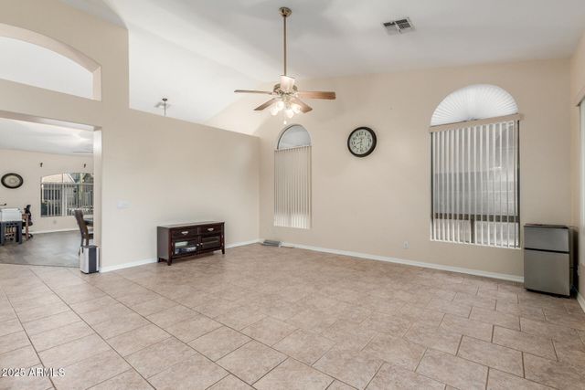 278 E SAGEBRUSH Street, Gilbert, AZ 85296