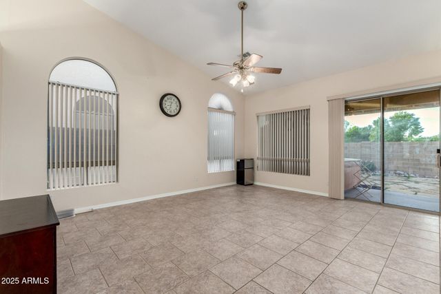 278 E SAGEBRUSH Street, Gilbert, AZ 85296