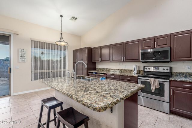 278 E SAGEBRUSH Street, Gilbert, AZ 85296