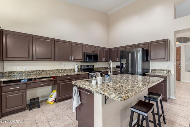 278 E SAGEBRUSH Street, Gilbert, AZ 85296