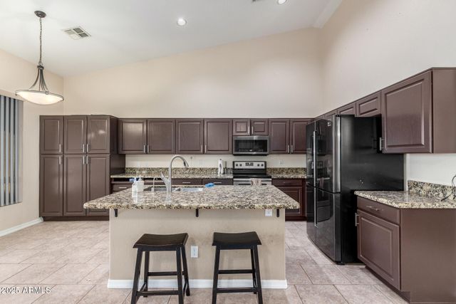 278 E SAGEBRUSH Street, Gilbert, AZ 85296