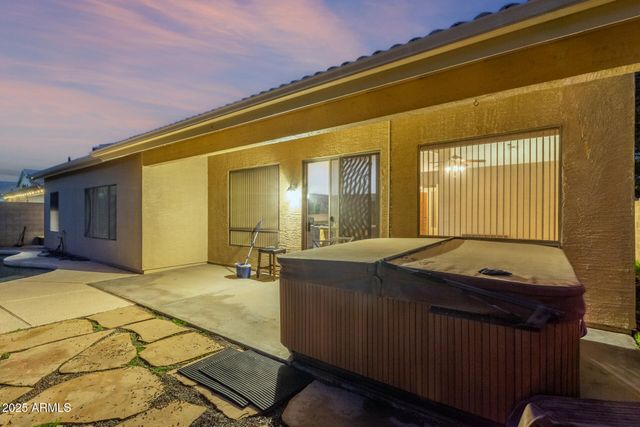 278 E SAGEBRUSH Street, Gilbert, AZ 85296