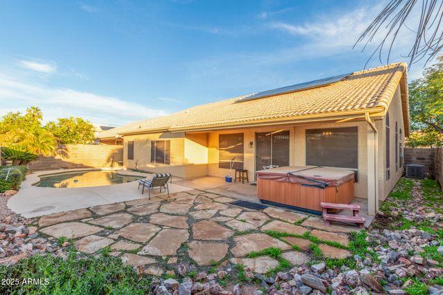 278 E SAGEBRUSH Street, Gilbert, AZ 85296