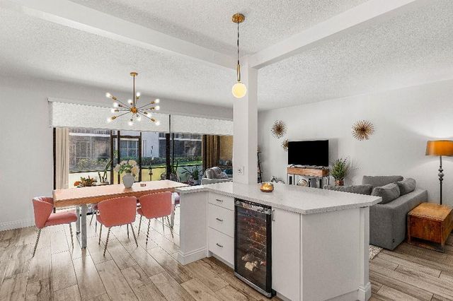 5780 Coach House Circle C, Boca Raton, FL 33486