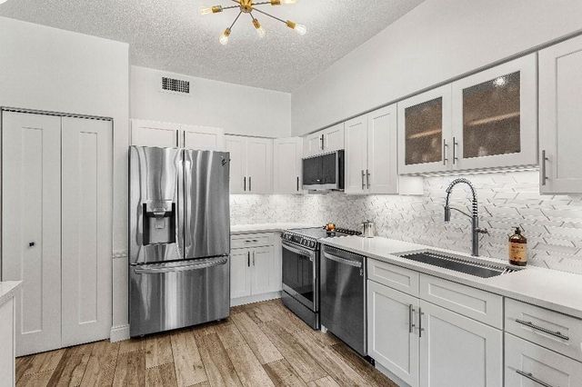 5780 Coach House Circle C, Boca Raton, FL 33486