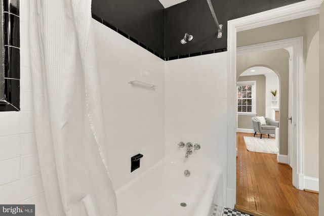 5413 31ST ST NW, Washington, DC 20015