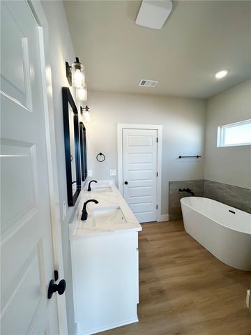 2008 Taylor Orchard Road, Gentry, AR 72734