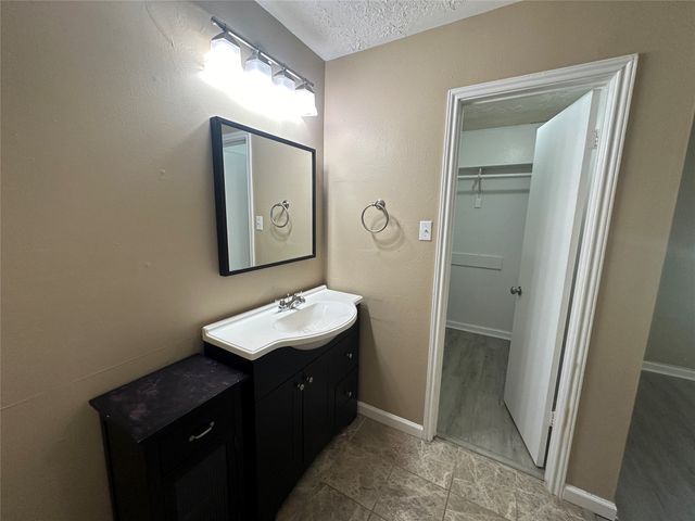 4045 Cavalry Drive, Plano, TX 75023