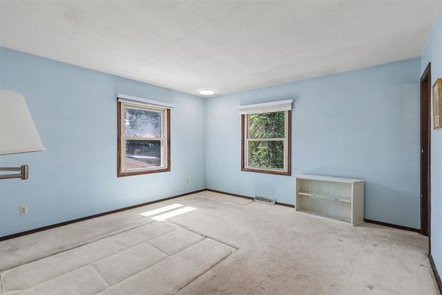 7127 Rockhill Drive, Jenison, MI 49428