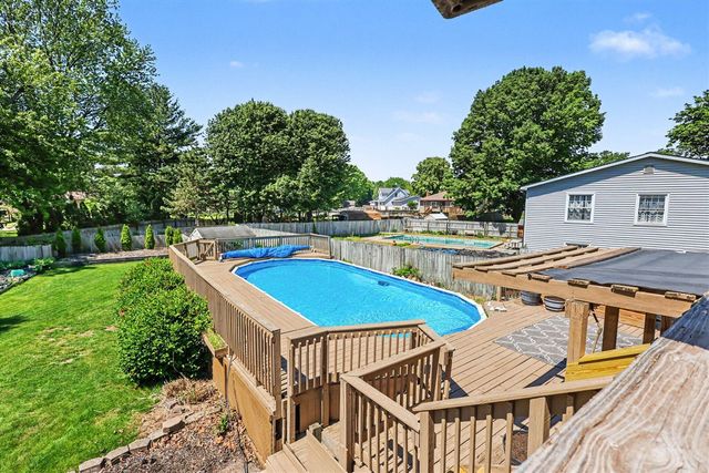 7127 Rockhill Drive, Jenison, MI 49428
