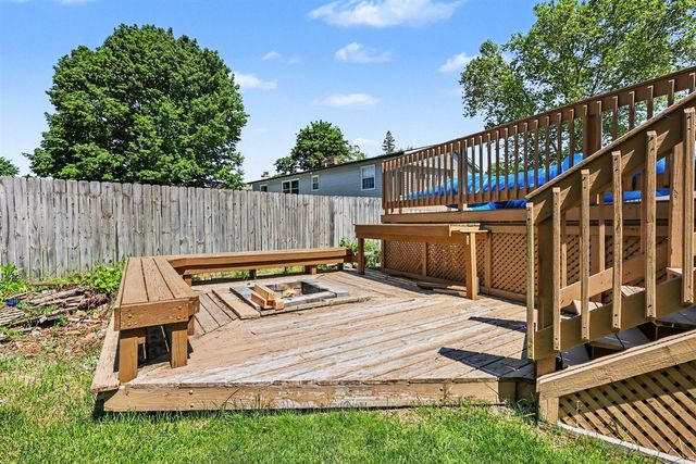 7127 Rockhill Drive, Jenison, MI 49428
