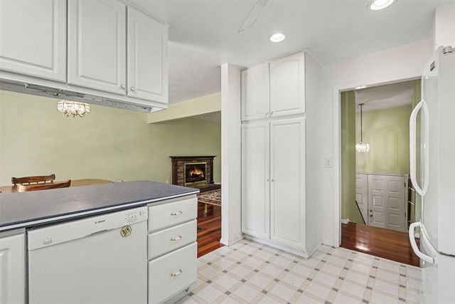 7127 Rockhill Drive, Jenison, MI 49428