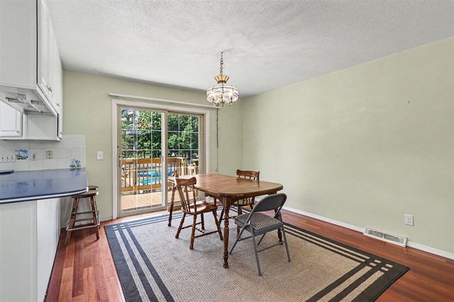 7127 Rockhill Drive, Jenison, MI 49428