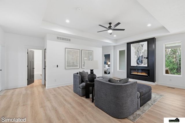 8600 S 50th Court, Lincoln, NE 68516