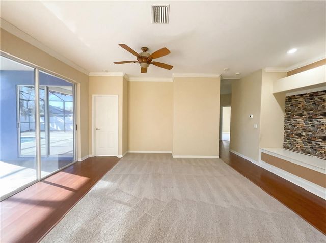 2304 HAMLET CIRCLE, Lakeland, FL 33810