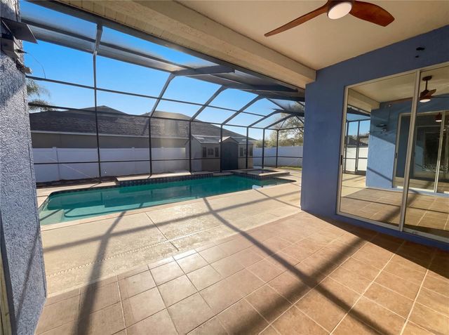 2304 HAMLET CIRCLE, Lakeland, FL 33810