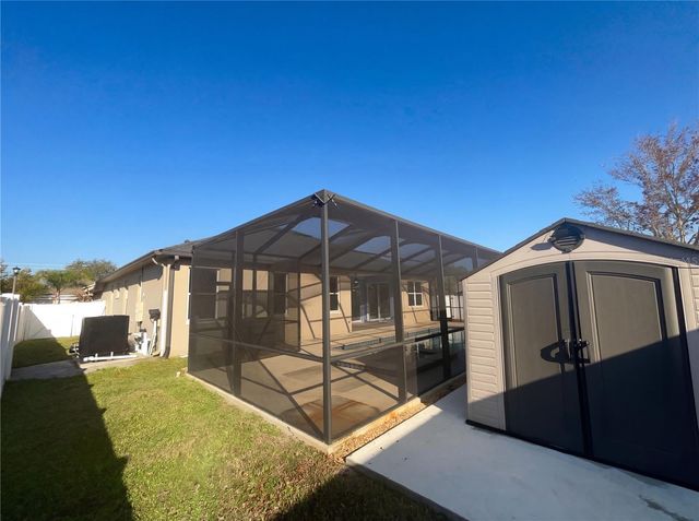 2304 HAMLET CIRCLE, Lakeland, FL 33810