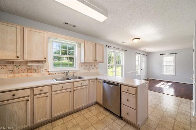 5407 Hundley Road, Winston-salem, NC 27106