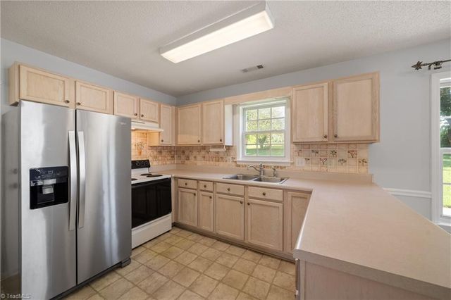 5407 Hundley Road, Winston-salem, NC 27106