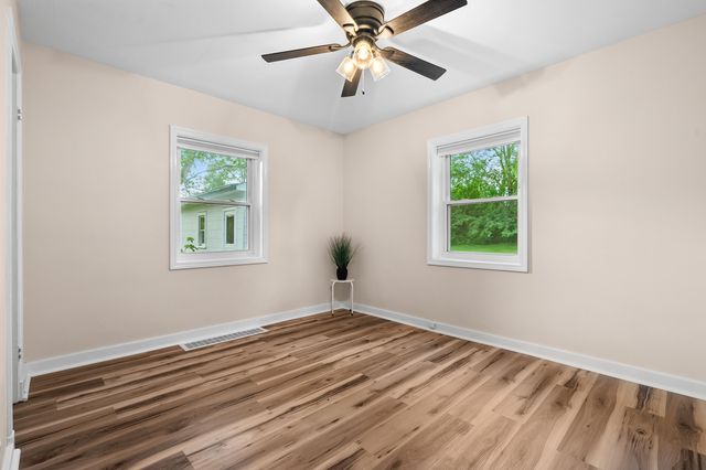 205 Sassafras Street, Coloma Twp, MI 49038