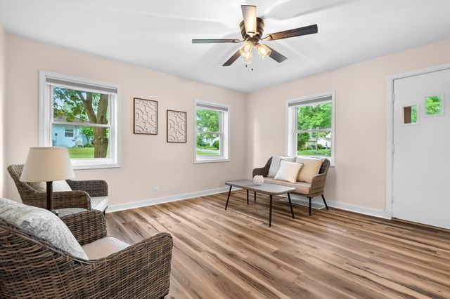 205 Sassafras Street, Coloma Twp, MI 49038