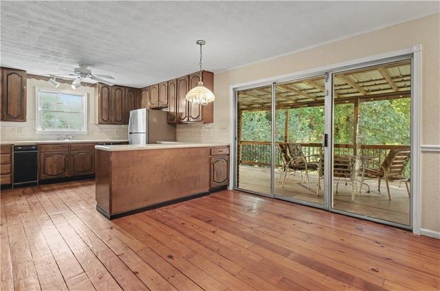 45 North Drive, Hampton, GA 30228